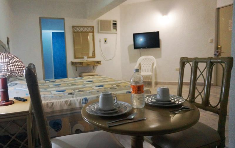 Las Perlas Condos Cancún Rom bilde